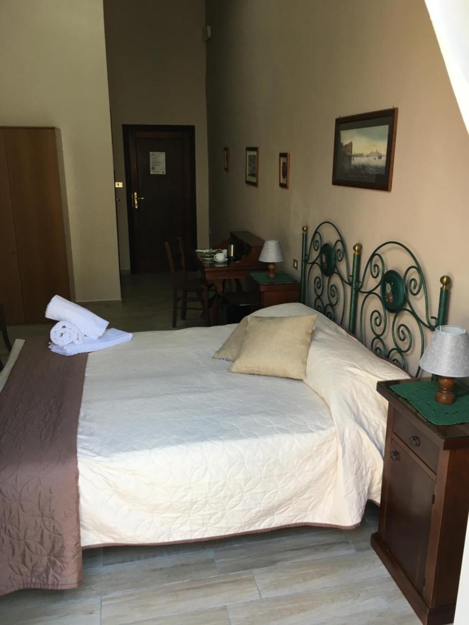 Soggiorno Paradiso Napoli Eksteriør billede